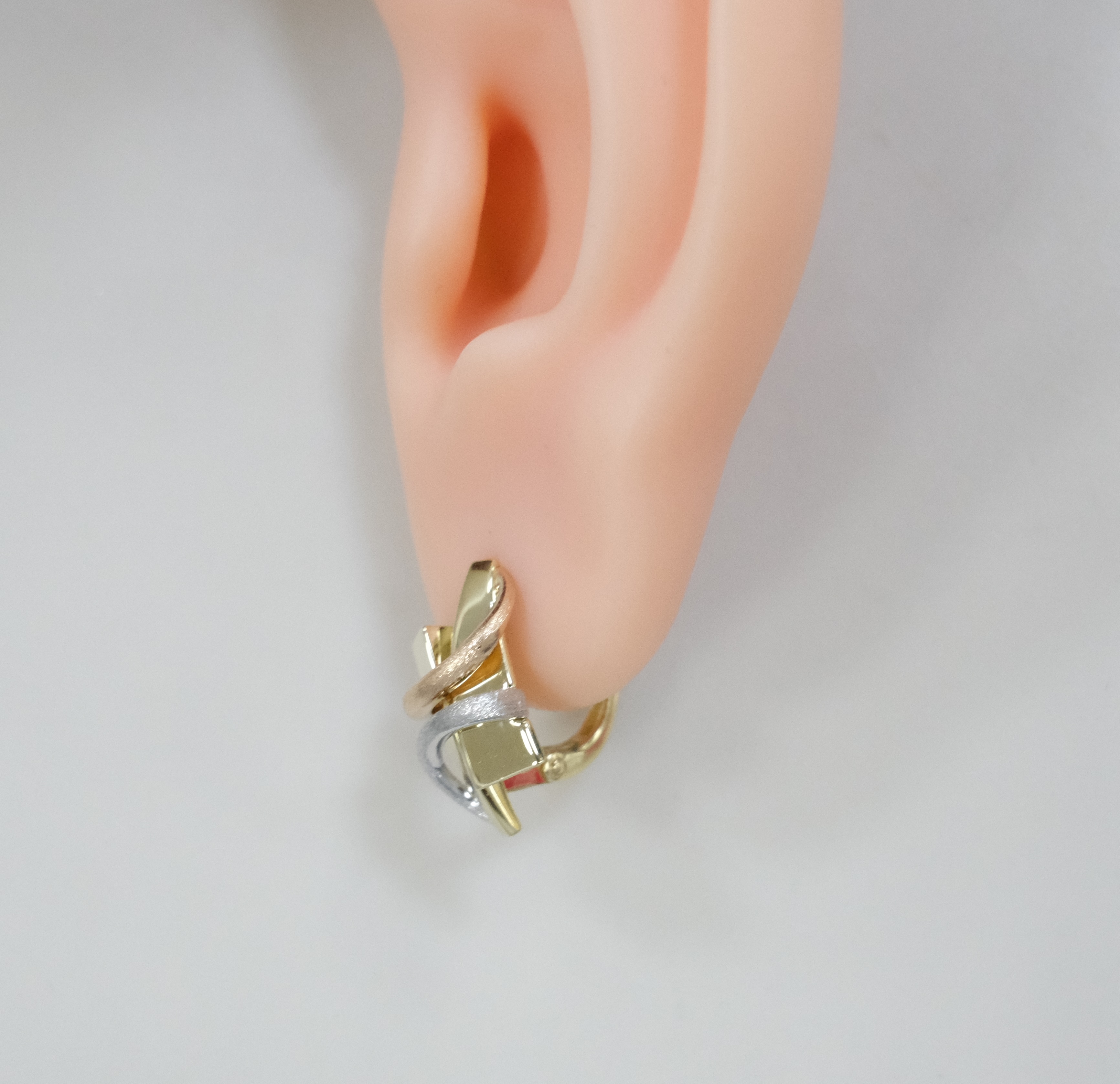 Серьги из комбинированного золота